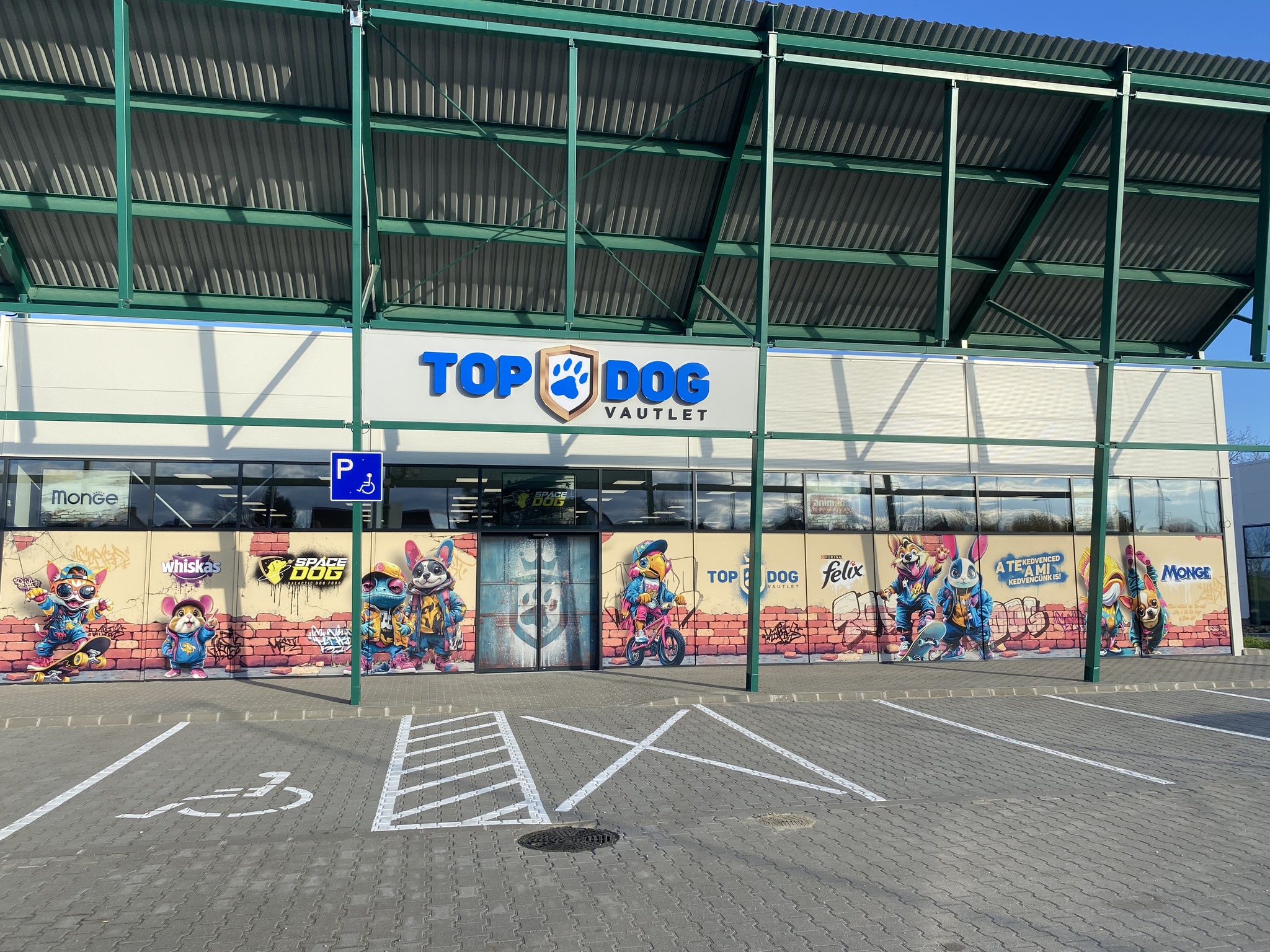 TopDog Vautlet kirakatfóliázás